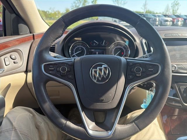 Used 2016 Buick Regal FWD image 36