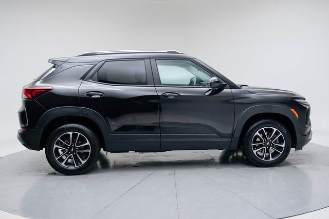 Used 2024 Chevrolet TrailBlazer LT w/ Convenience Package image 8