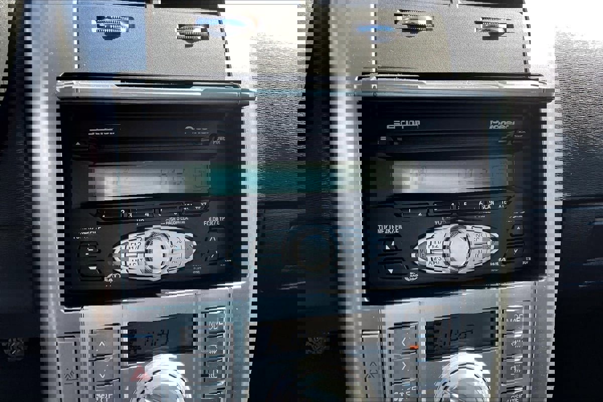 Used 2006 Scion tC image 14