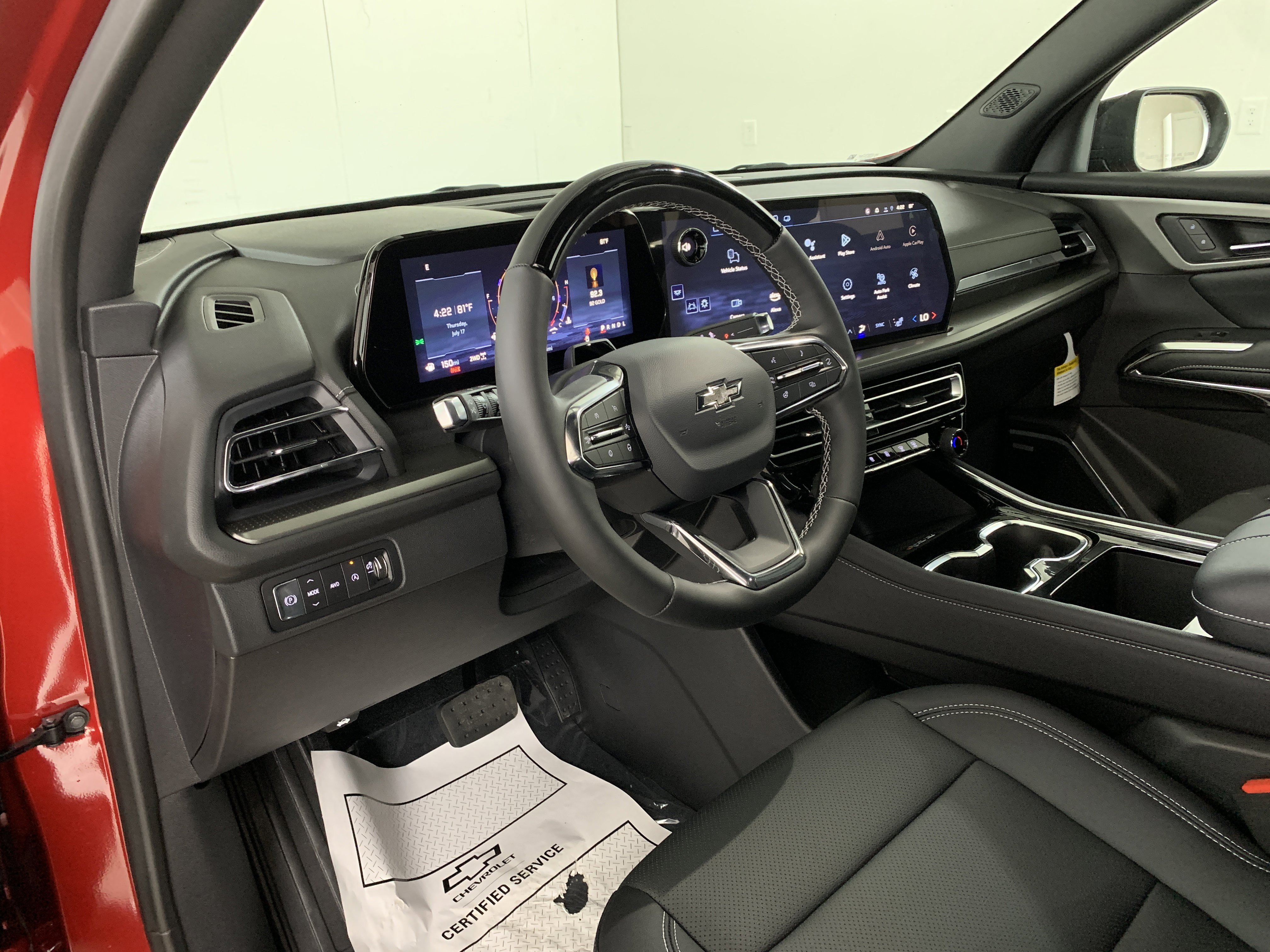 New 2025 Chevrolet Traverse LT w/ Enhanced Driving Package image 13