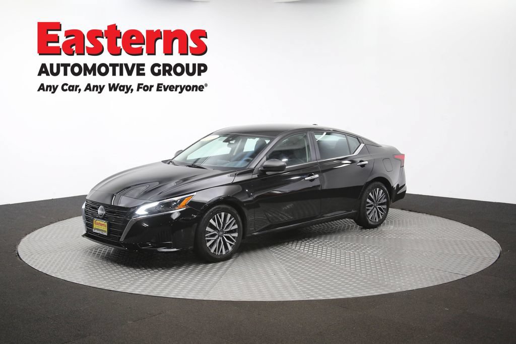 Used 2024 Nissan Altima 2.5 SV FWD image 56