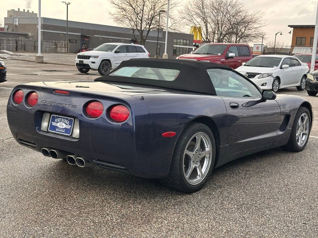 Used 2000 Chevrolet Corvette Convertible w/ Memory Pkg RWD image 5