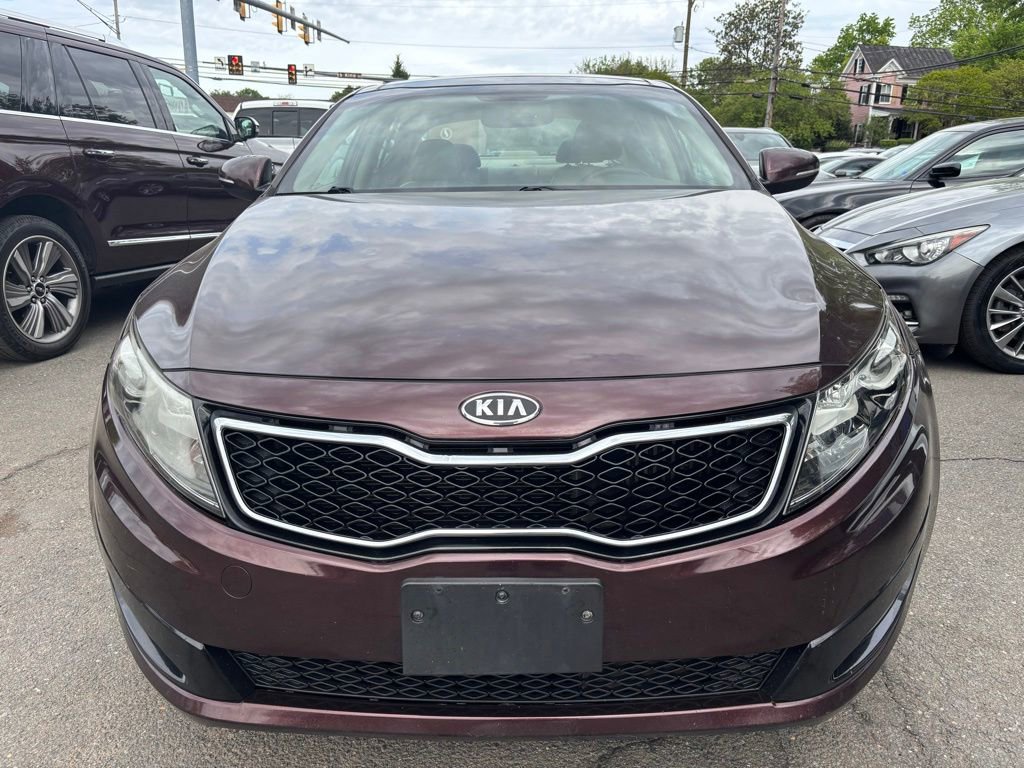 Used 2011 Kia Optima EX w/ Premium Pkg FWD image 2