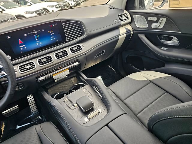 New 2026 Mercedes-Benz GLS 450 4MATIC image 32