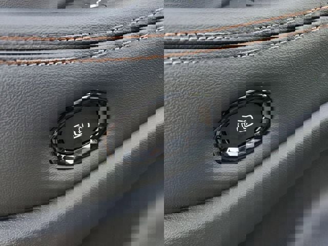 New 2026 Jeep Cherokee Limited image 26