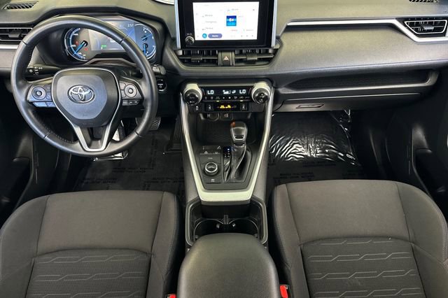 Certified 2023 Toyota RAV4 SE w/ Convenience Package AWD/4WD image 17