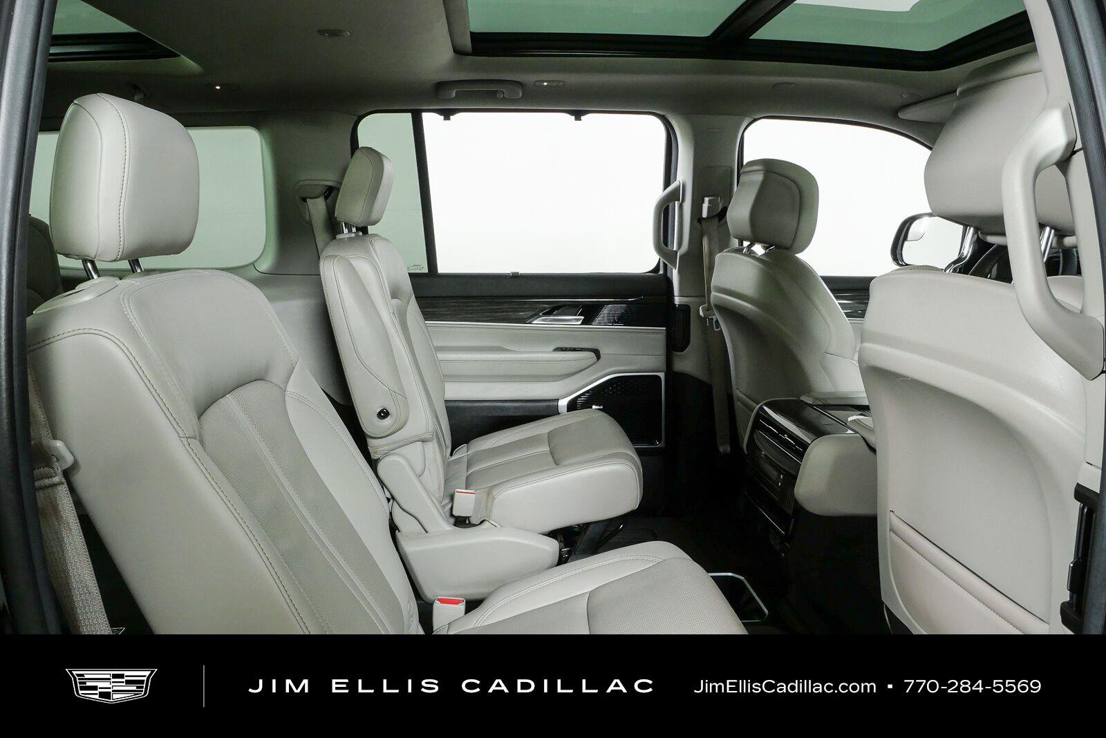 Used 2022 Jeep Wagoneer Series III w/ Premium Group I RWD image 25