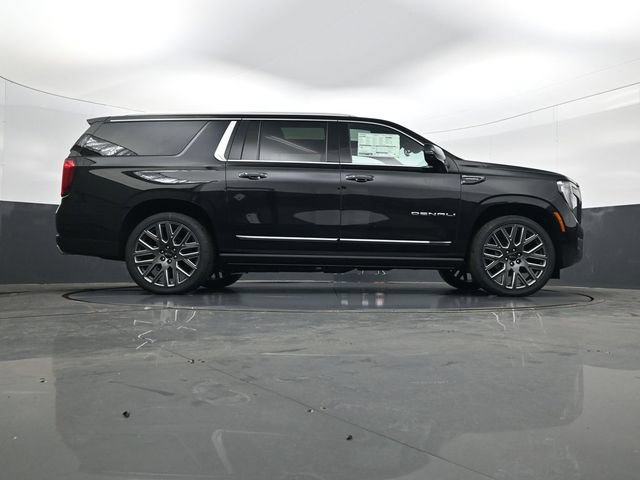 Used 2026 GMC Yukon XL Denali Ultimate AWD/4WD image 25