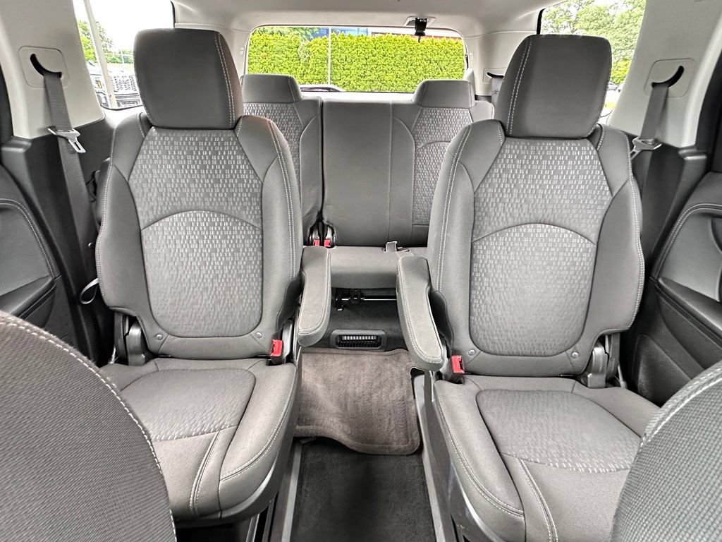 Certified 2016 GMC Acadia SLE AWD/4WD image 29