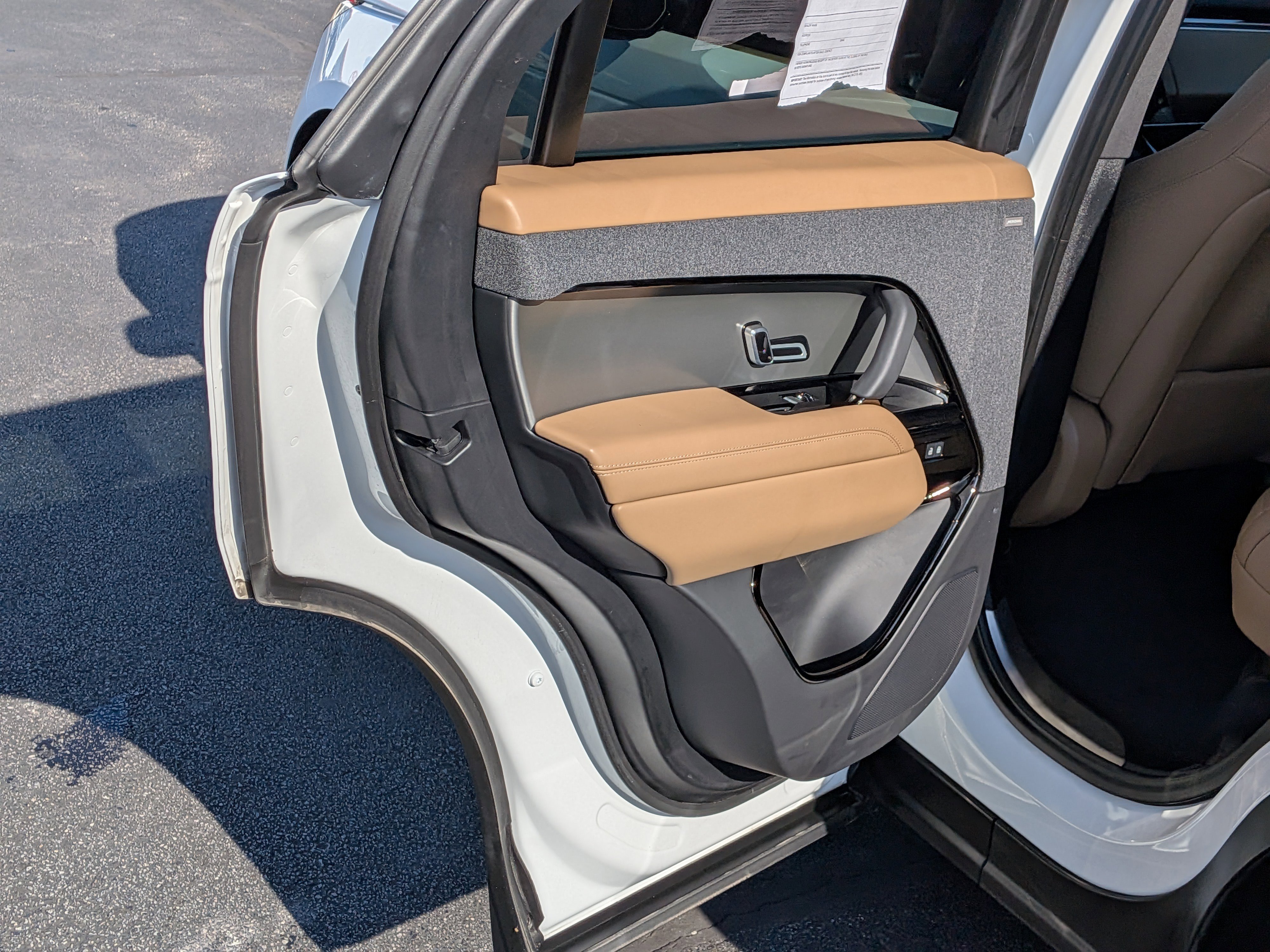 Used 2024 Land Rover Range Rover Sport SE image 22