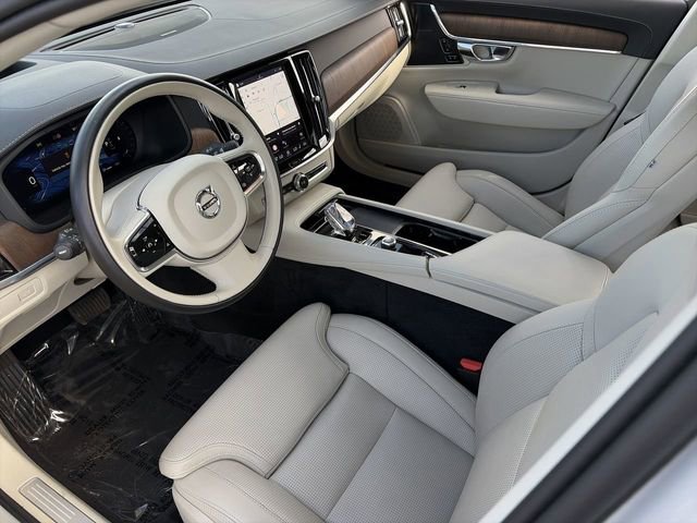 Used 2022 Volvo S90 B6 Inscription w/ Advanced Package image 20
