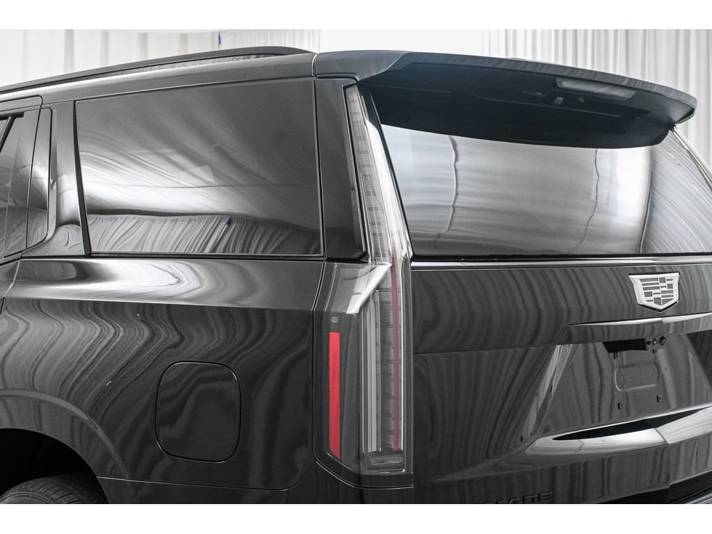 New 2026 Cadillac Escalade V w/ LPO, ONYX Package AWD/4WD image 11