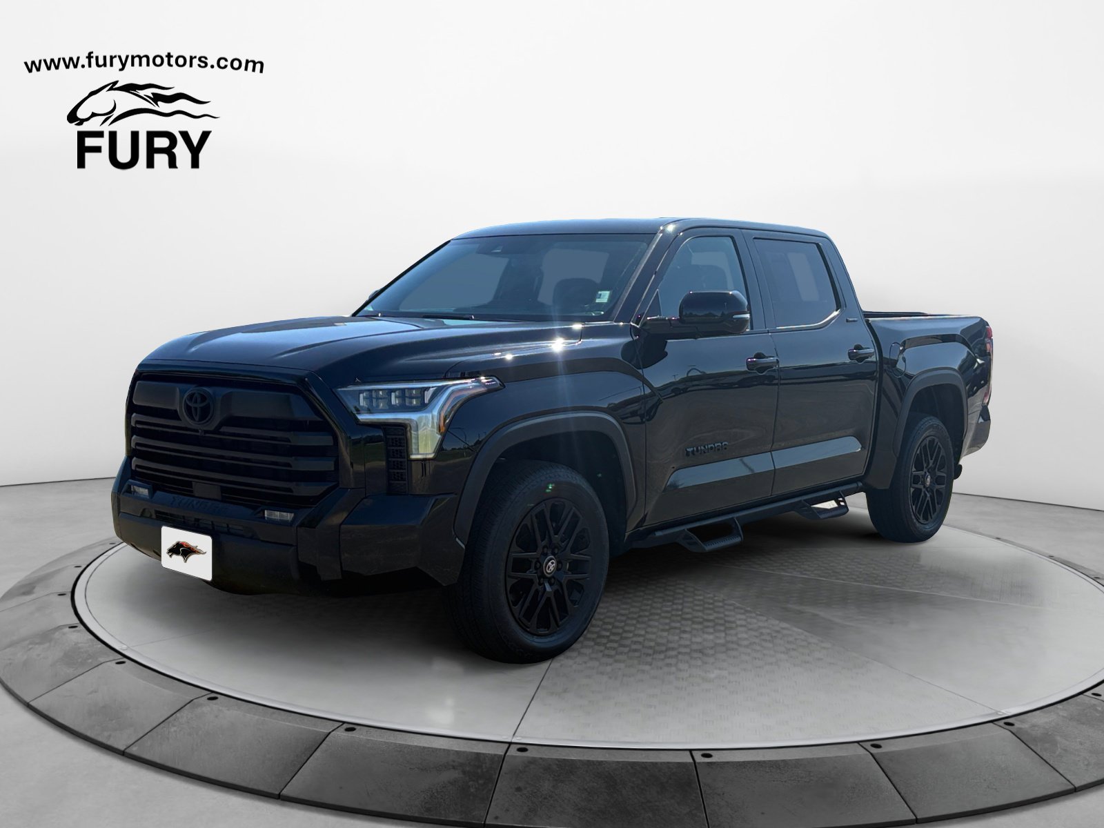 Used 2025 Toyota Tundra Limited AWD/4WD image 11