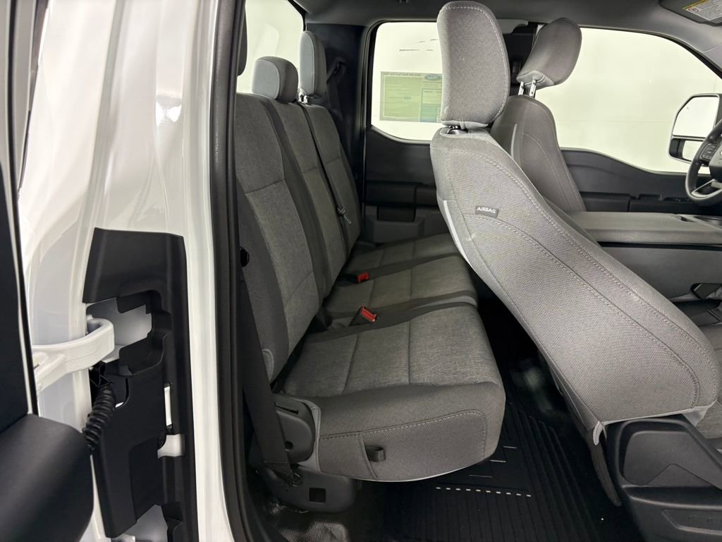 Certified 2025 Ford F350 XL w/ Snow Plow Prep Package image 31