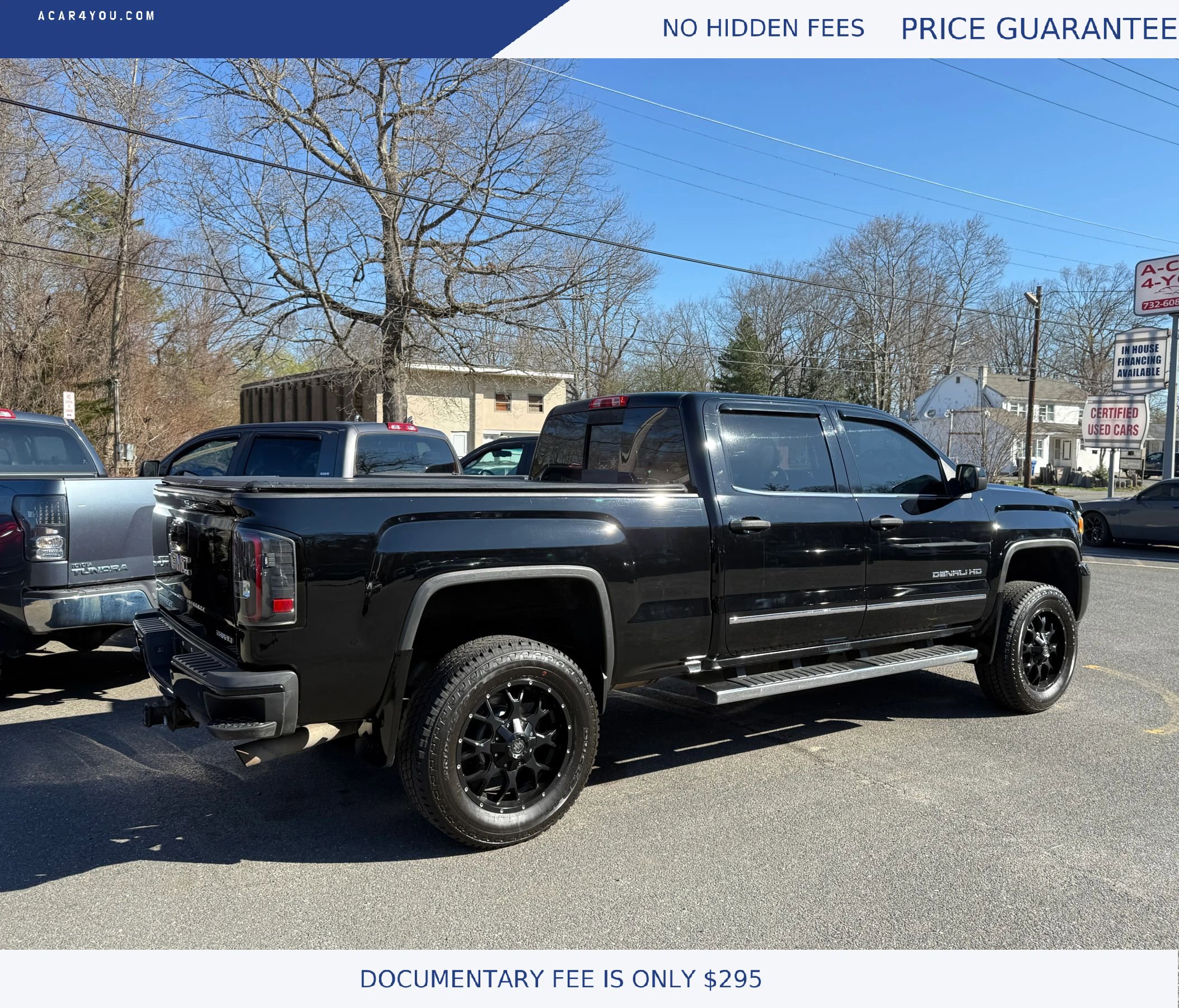 Used 2015 GMC Sierra 2500 Denali w/ Driver Alert Package image 3