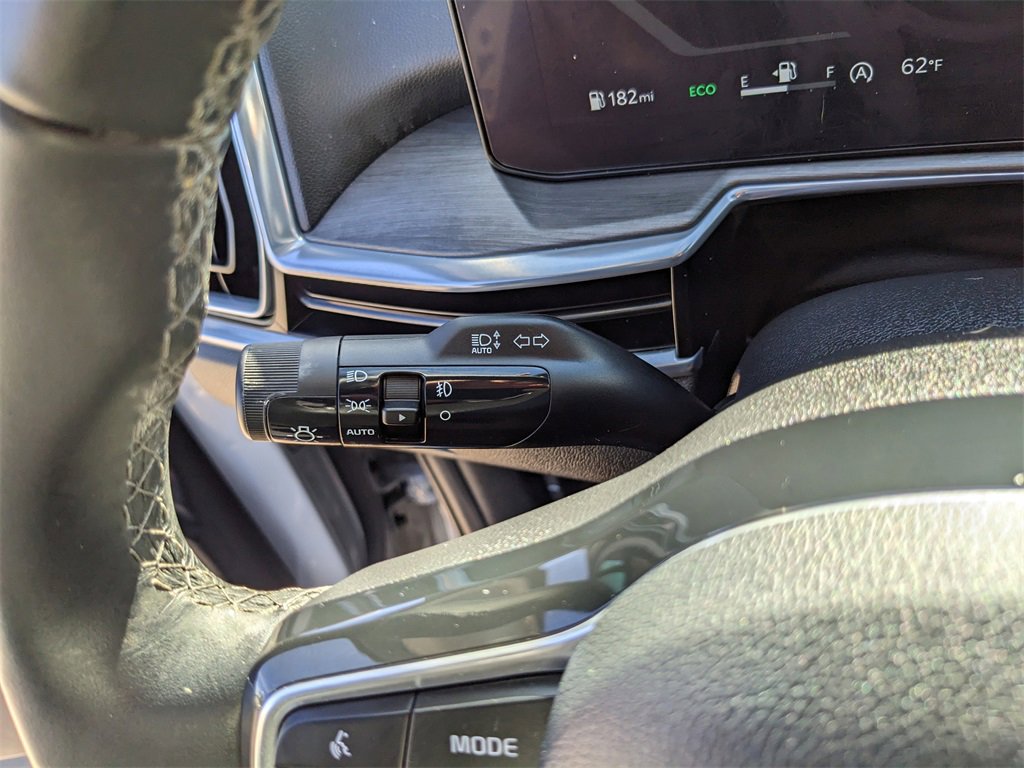 Certified 2025 Kia Sorento SX Prestige image 36