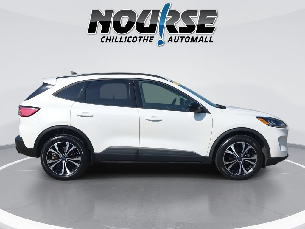 Used 2021 Ford Escape SEL w/ SEL Stealth AWD Package image 9