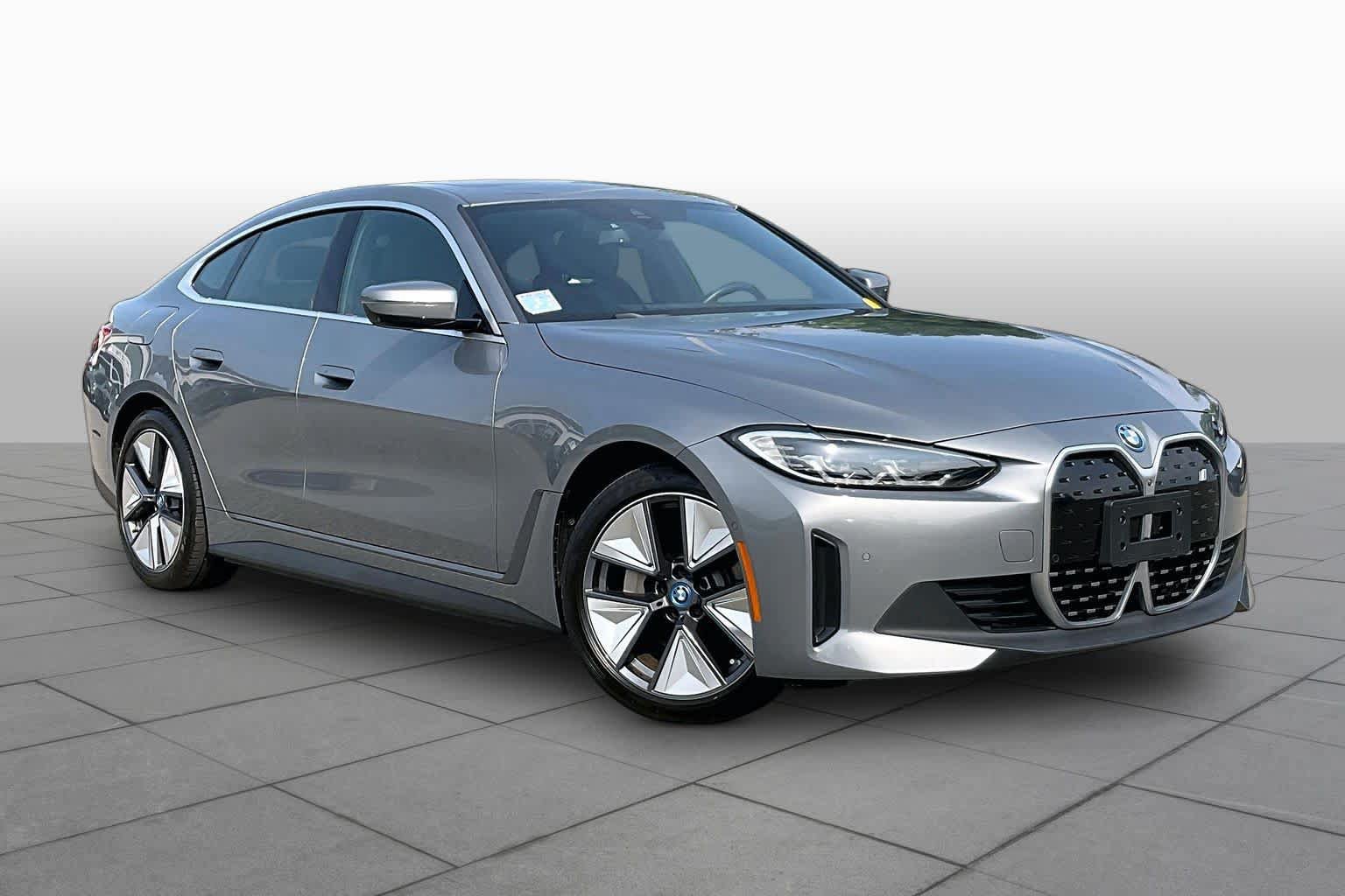 Used 2024 BMW i4 eDrive40 w/ Premium Package RWD image 2