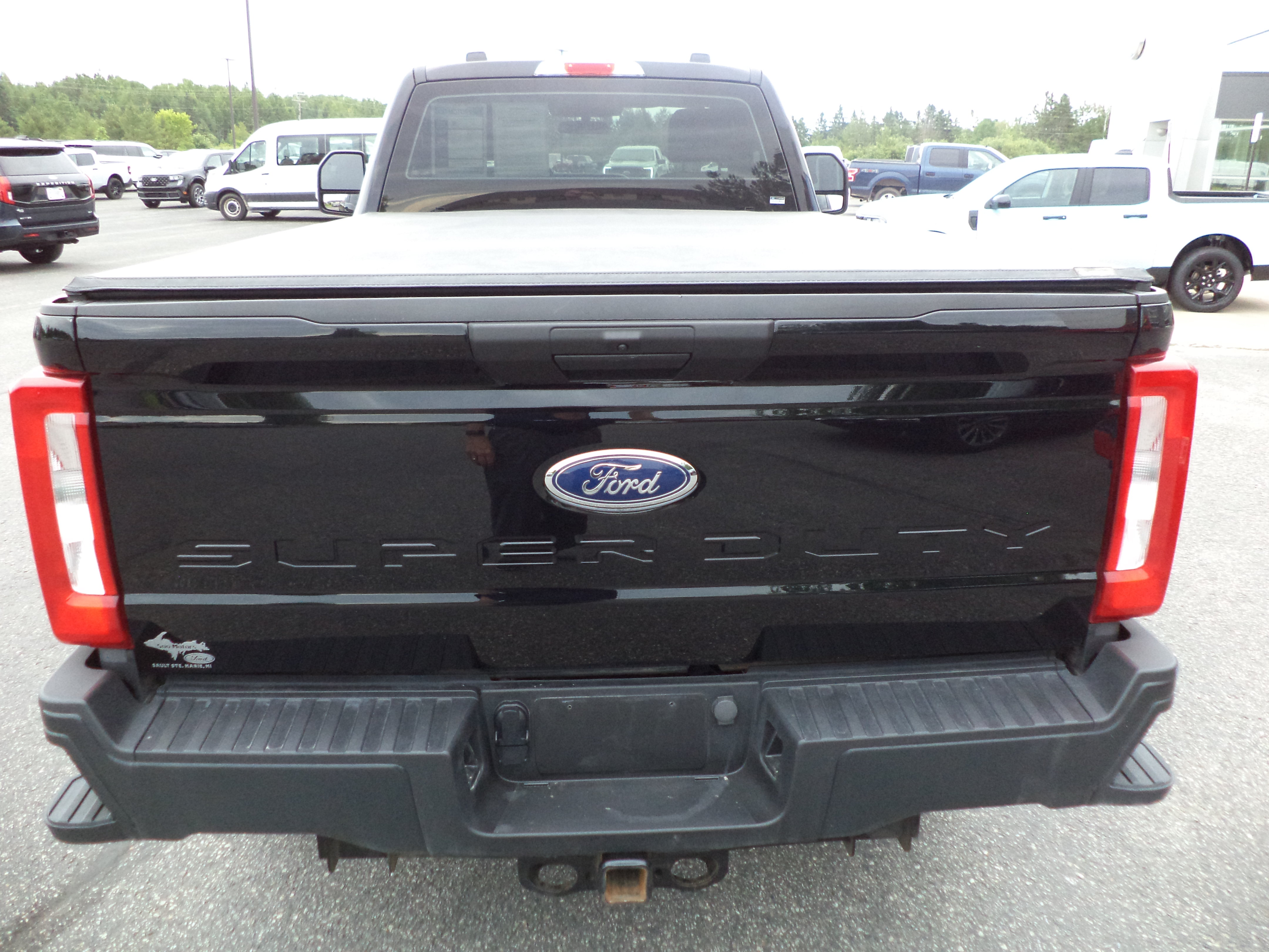 Used 2024 Ford F250 XL w/ Snow Plow Prep Package AWD/4WD image 4