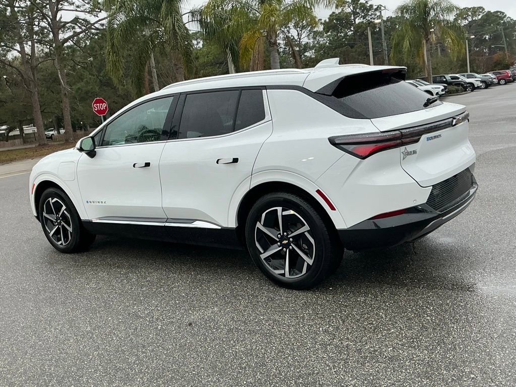 Used 2025 Chevrolet Equinox EV LT image 6