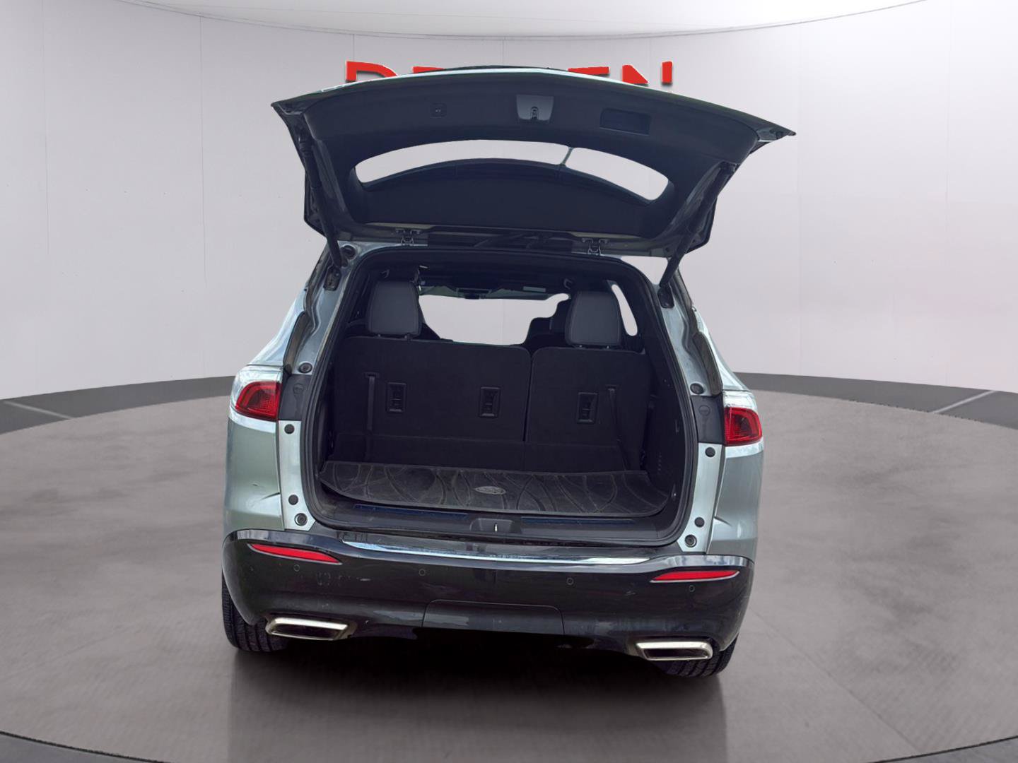 Used 2024 Buick Enclave Essence w/ Experience Buick Package FWD image 11