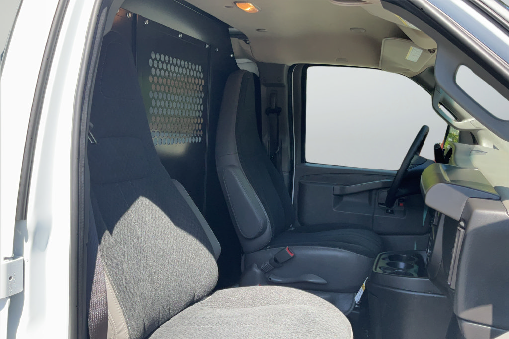 Certified 2025 GMC Savana 2500 w/ Driver Convenience Package RWD image 18