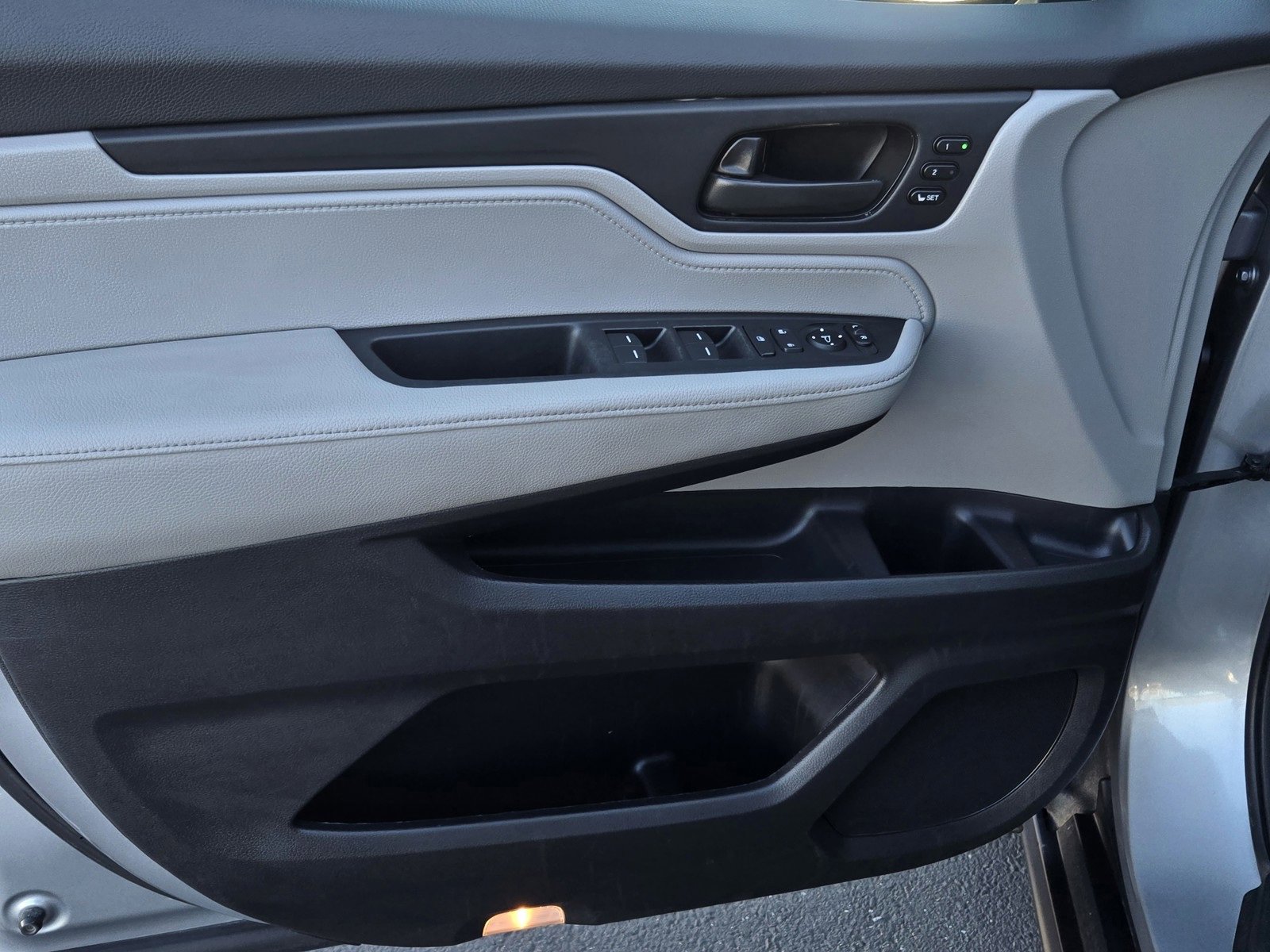 Used 2024 Honda Odyssey EX-L image 7