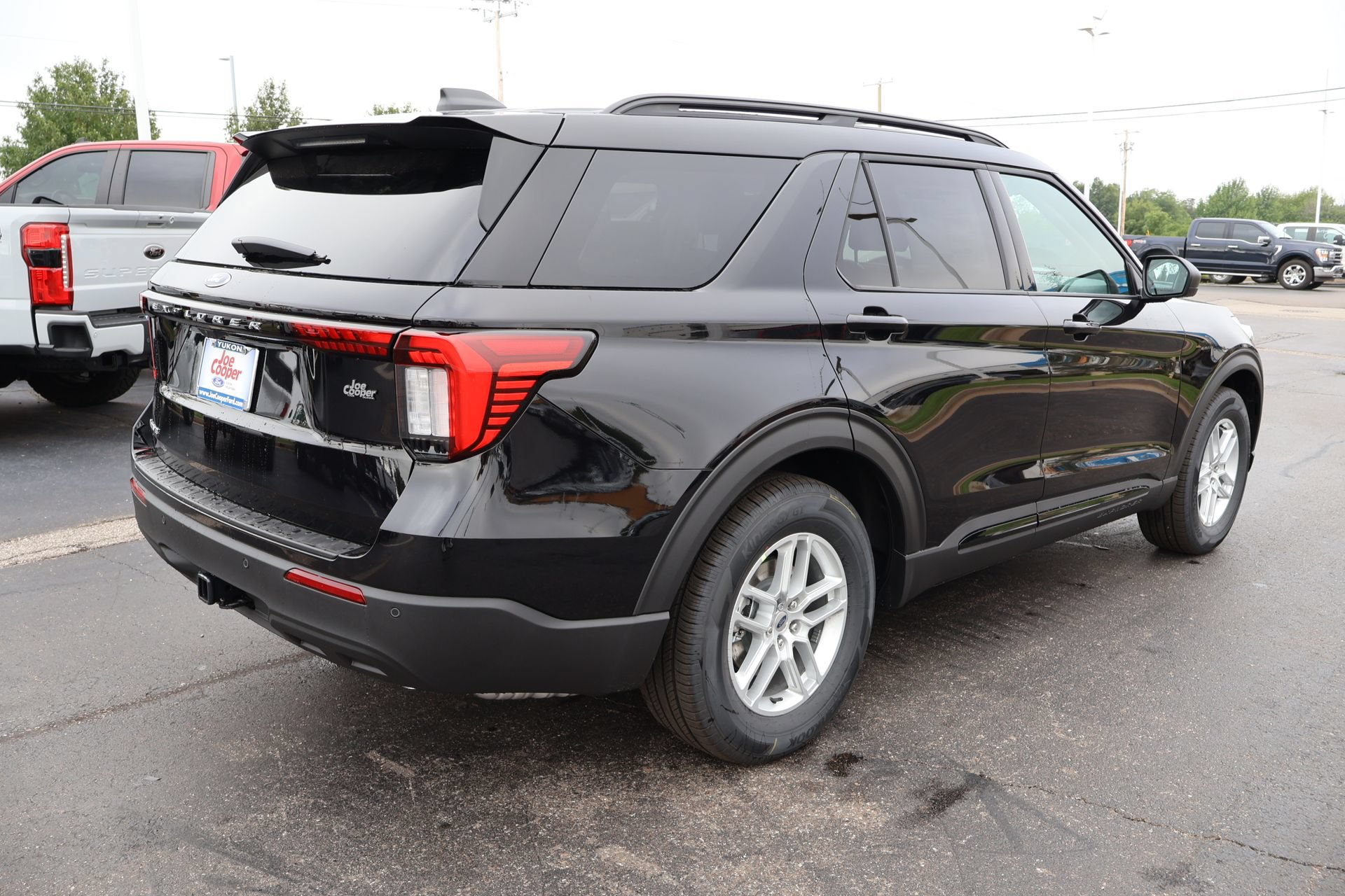 New 2026 Ford Explorer Active RWD image 22