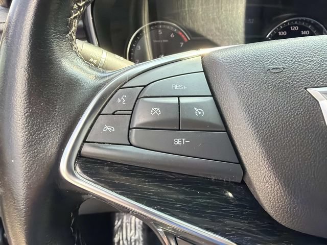 Used 2022 Cadillac XT5 Premium Luxury w/ LPO, Floor Liner Package AWD/4WD image 27