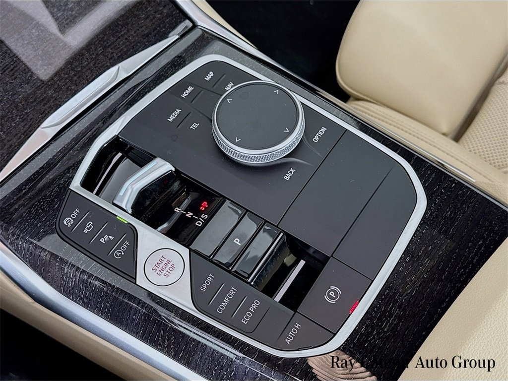 Certified 2023 BMW 330i xDrive Sedan w/ Premium Package image 17