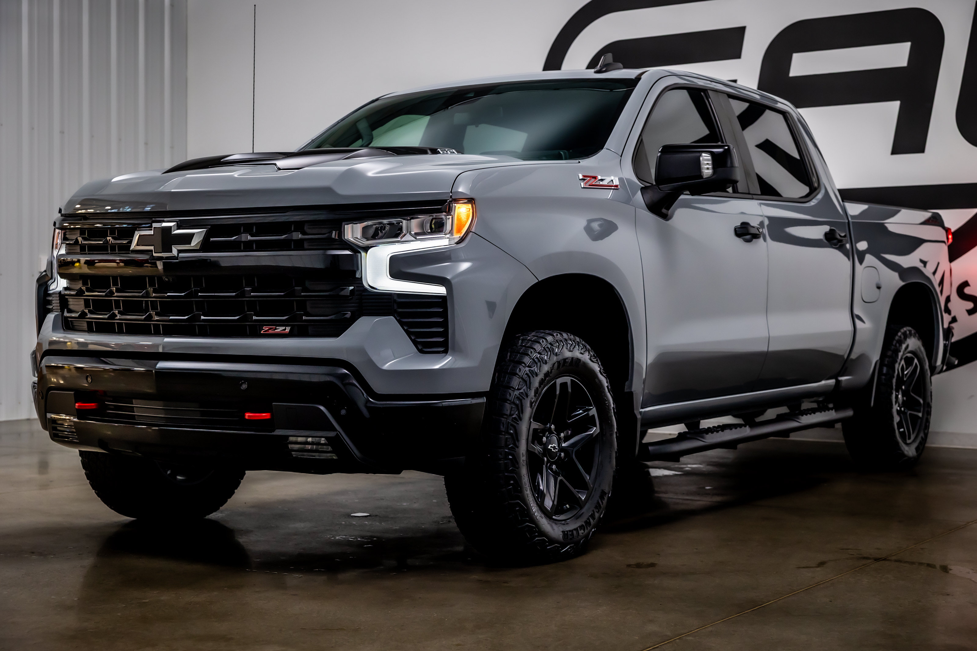 Used 2024 Chevrolet Silverado 1500 LT Trail Boss w/ LT Trail Boss Premium Package AWD/4WD image 35