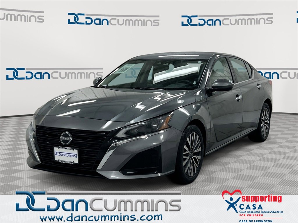 Used 2023 Nissan Altima 2.5 SV image 1