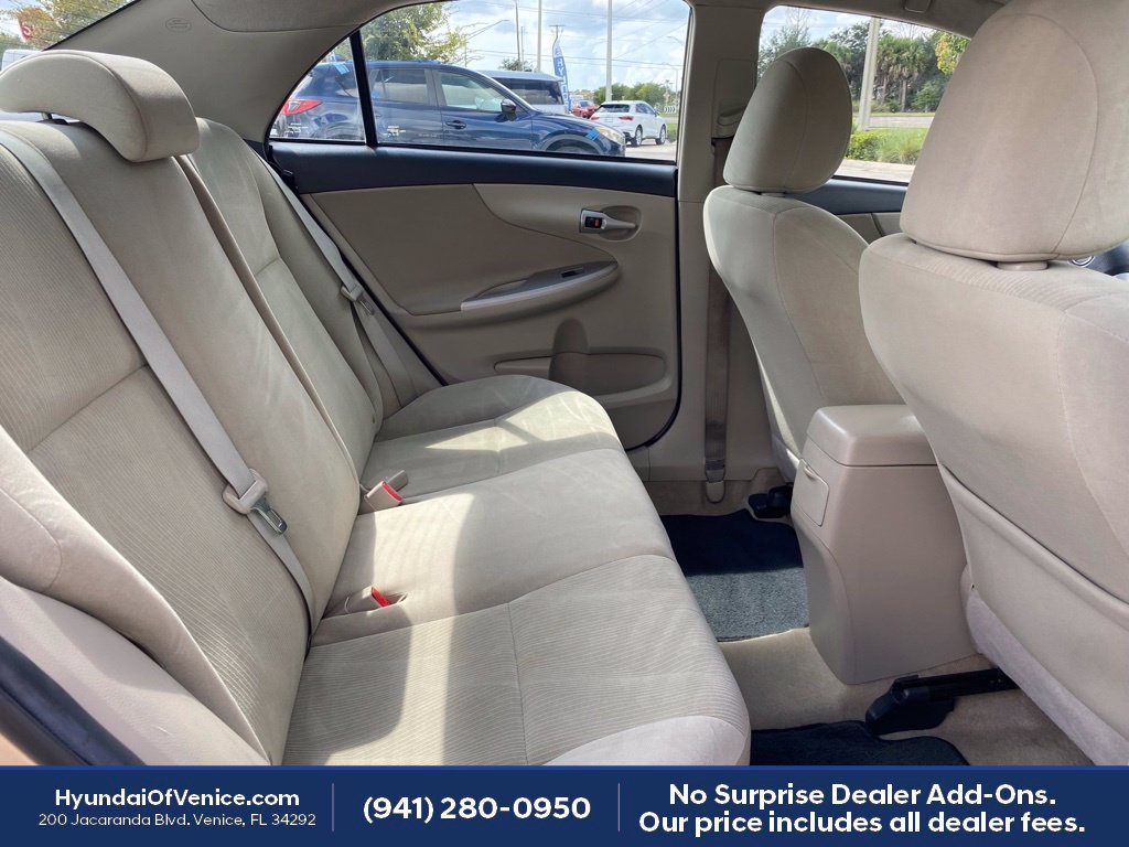 Used 2013 Toyota Corolla LE FWD image 16