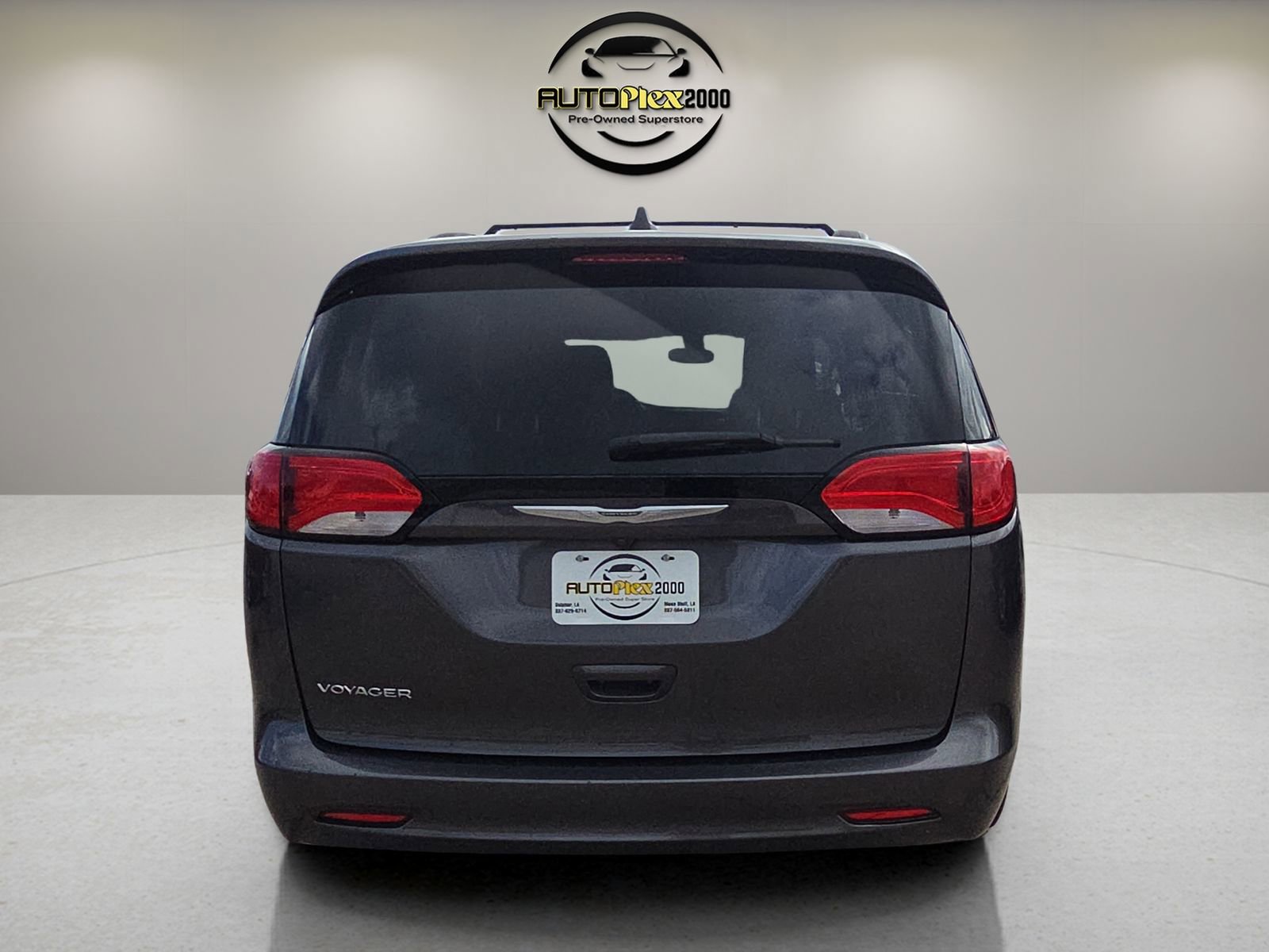 Used 2021 Chrysler Voyager Lxi FWD image 6