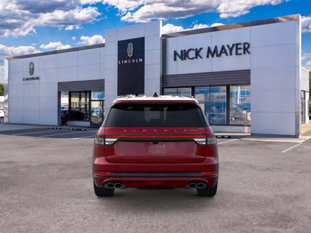 New 2026 Lincoln Aviator AWD w/ Jet Appearance Package image 5