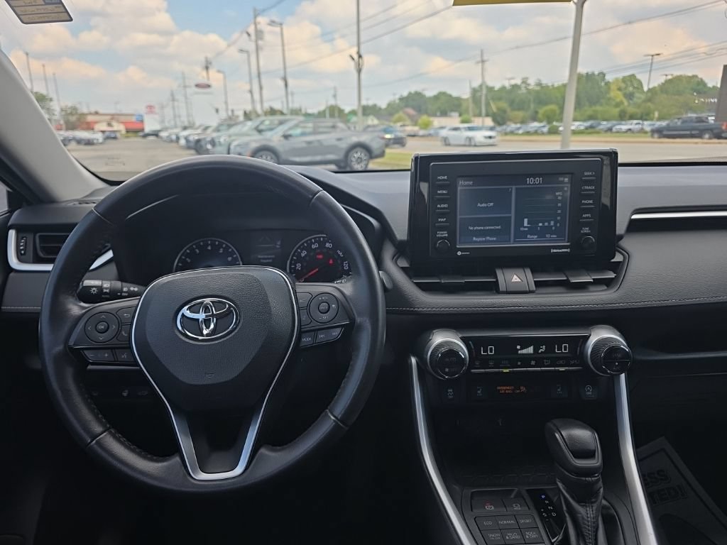 Used 2020 Toyota RAV4 XLE w/ Convenience Package AWD/4WD image 13