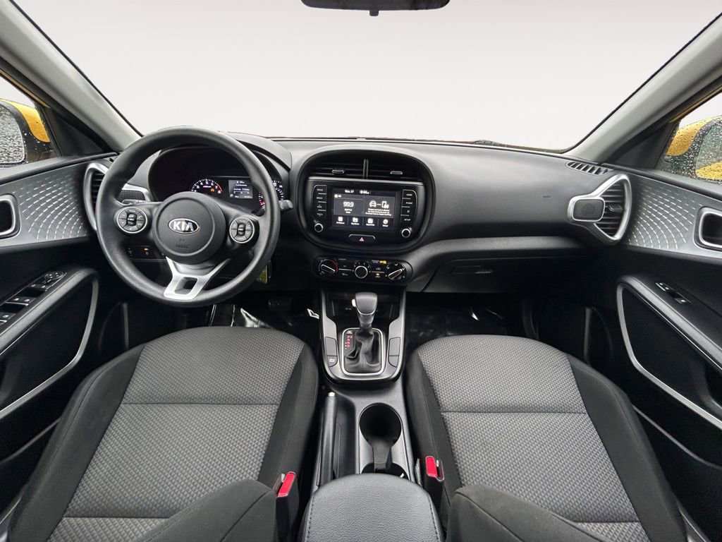 Used 2020 Kia Soul LX image 13