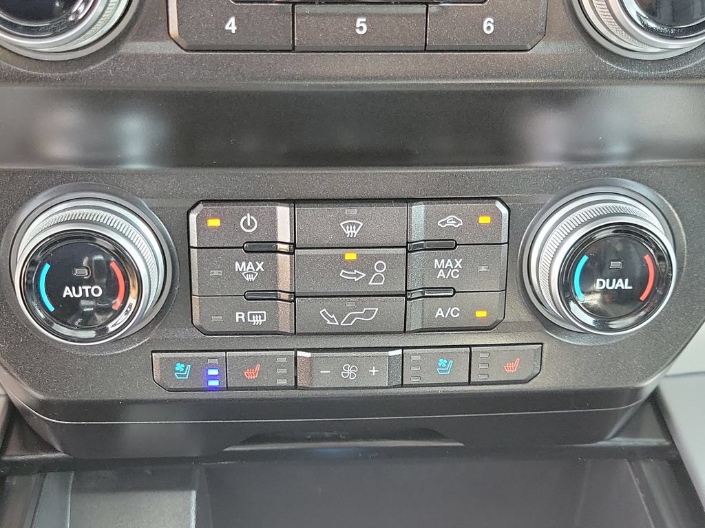 Certified 2019 Ford F150 Platinum w/ Equipment Group 701A Luxury AWD/4WD image 31