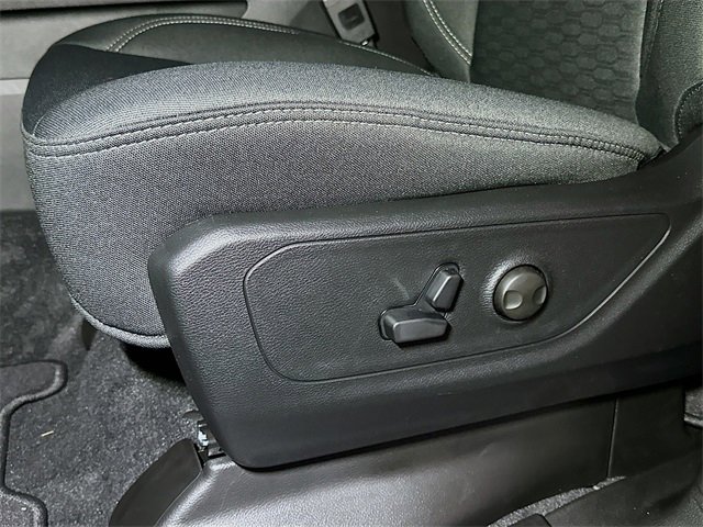 New 2026 RAM 1500 4x4 Crew Cab image 13