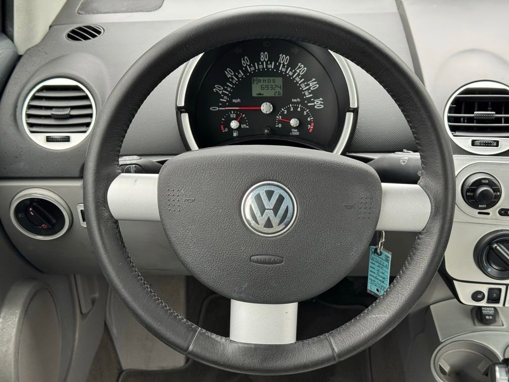 Used 2004 Volkswagen Beetle GLS image 10