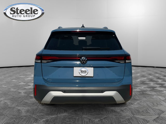 New 2026 Volkswagen Tiguan SE FWD image 4