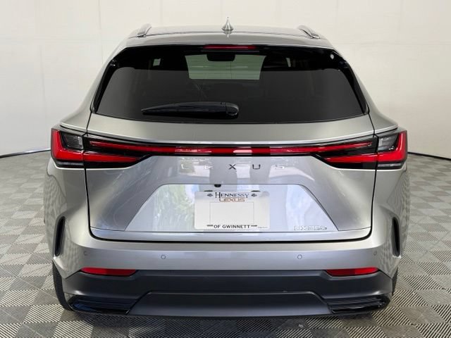 Used 2025 Lexus NX 250 FWD w/ Towing Package (2000 Lbs) image 8