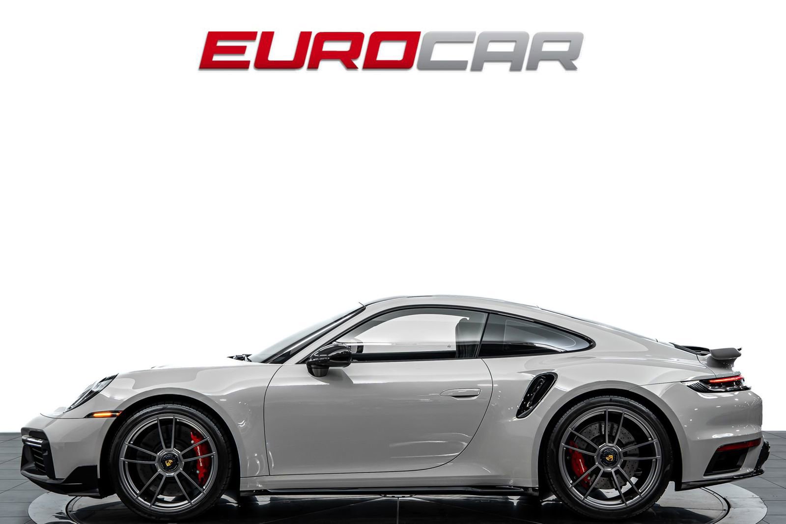Used 2024 Porsche 911 Turbo AWD/4WD image 2