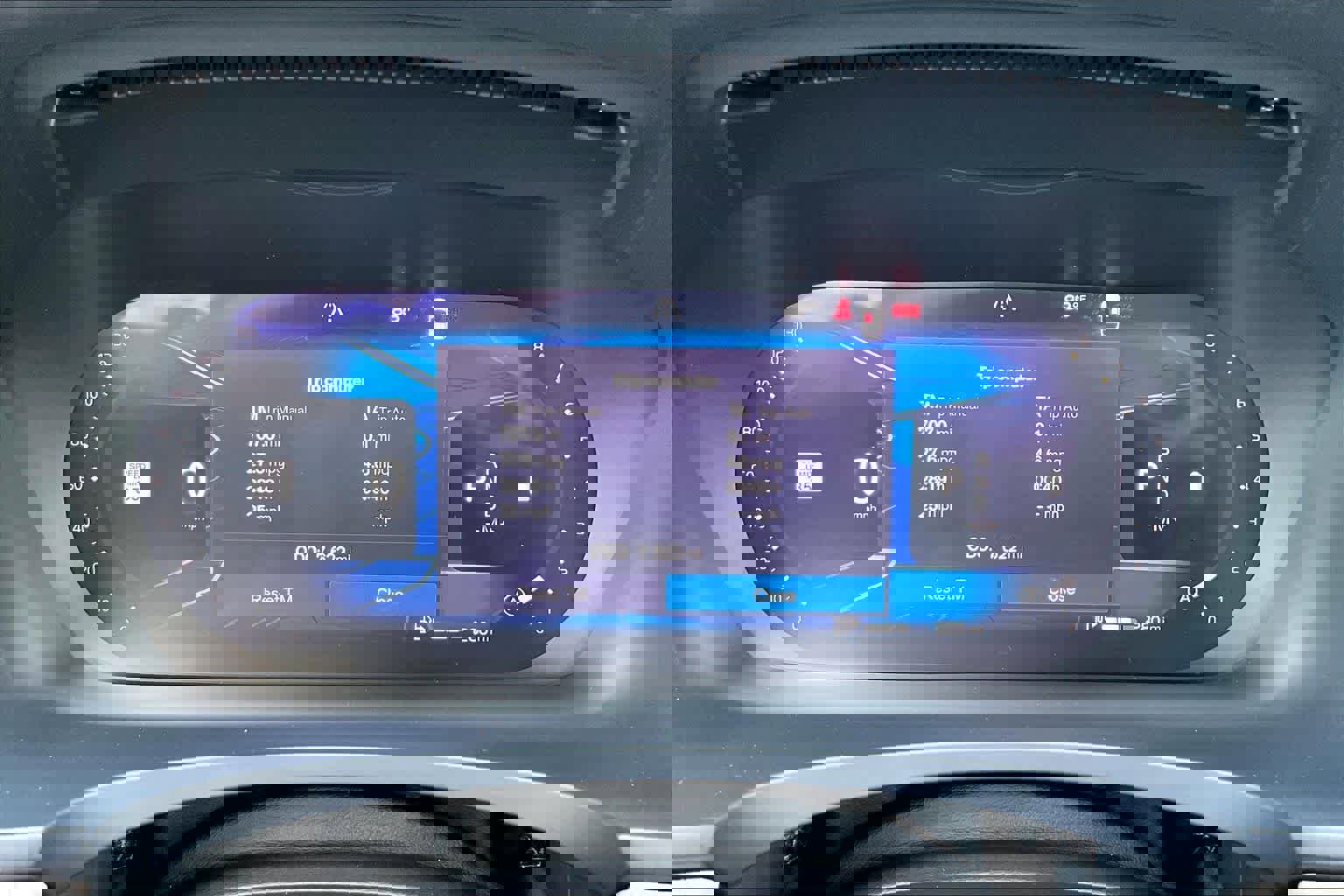 Used 2025 Volvo S90 B6 Plus image 26