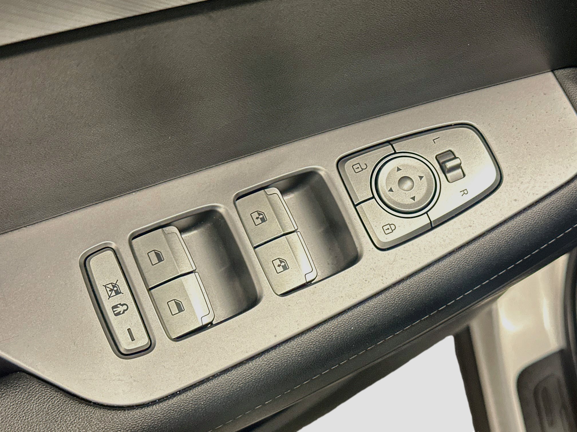 Used 2025 Hyundai Palisade SEL AWD/4WD image 15
