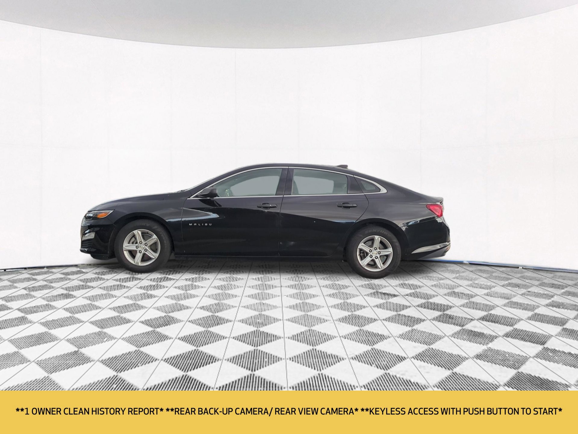Used 2020 Chevrolet Malibu LS FWD image 2