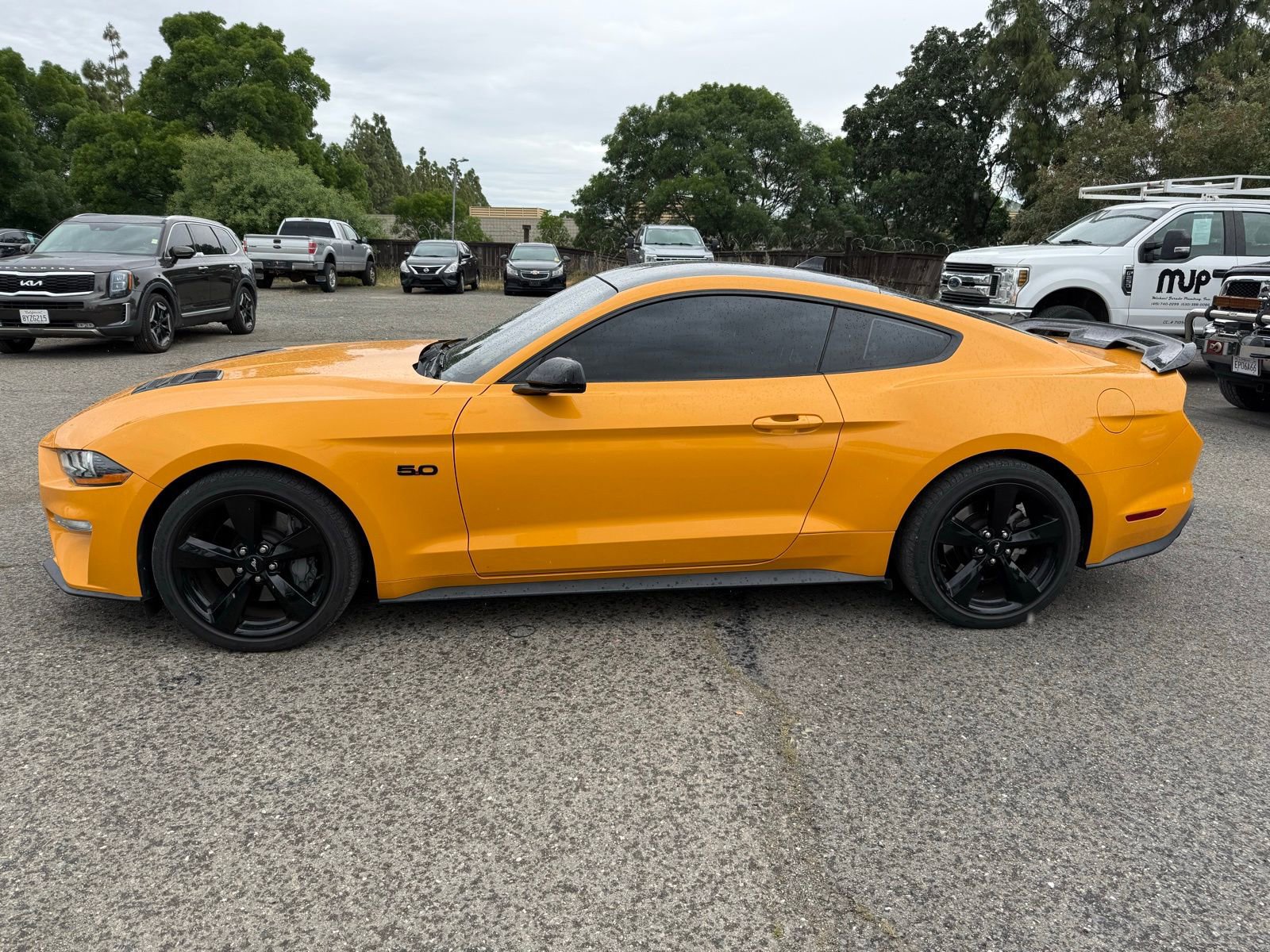 Used 2022 Ford Mustang GT Premium w/ Black Accent Package RWD image 2