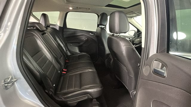 Used 2017 Ford Escape Titanium AWD/4WD image 28