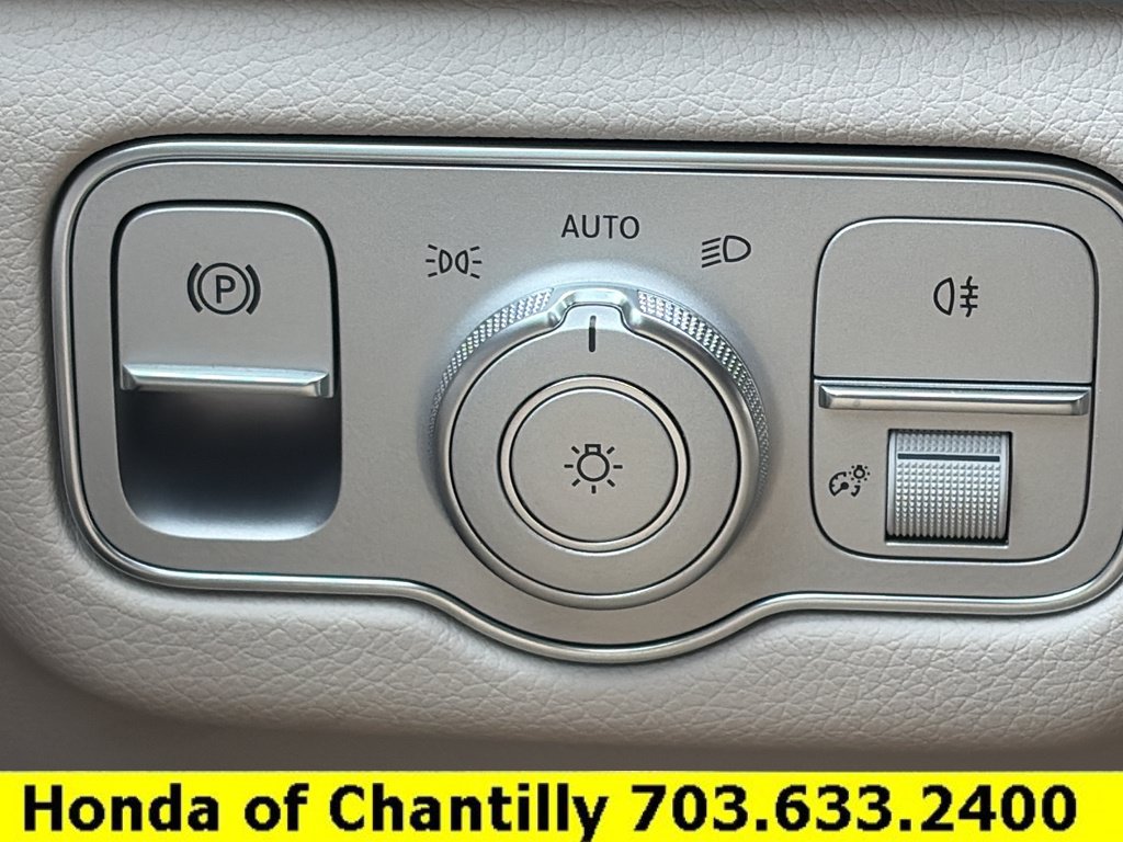 Used 2024 Mercedes-Benz GLE 350 4MATIC image 14