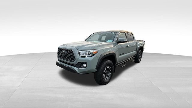 Used 2022 Toyota Tacoma TRD Off-Road image 3